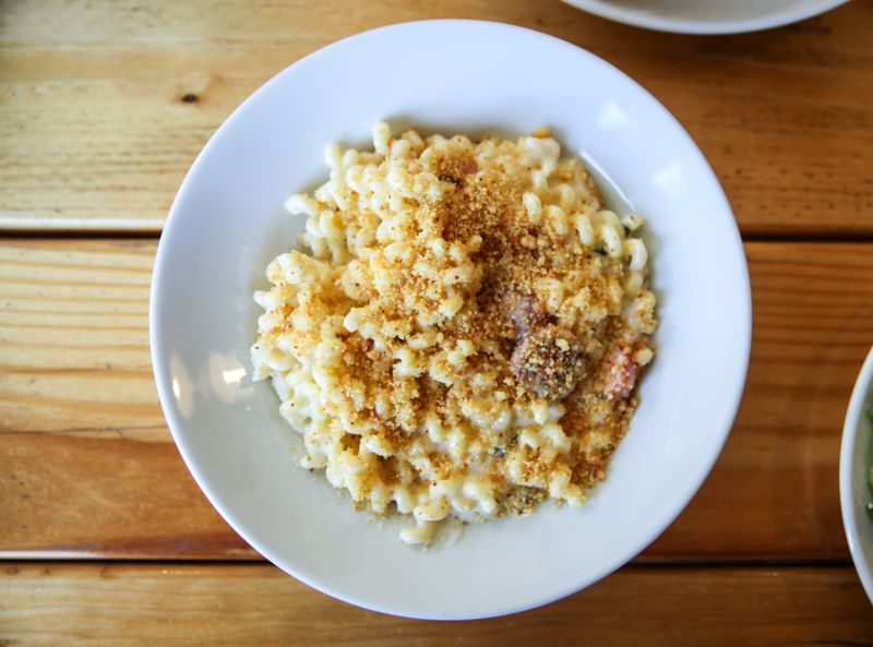 mac and cheese side dave's hot chicken